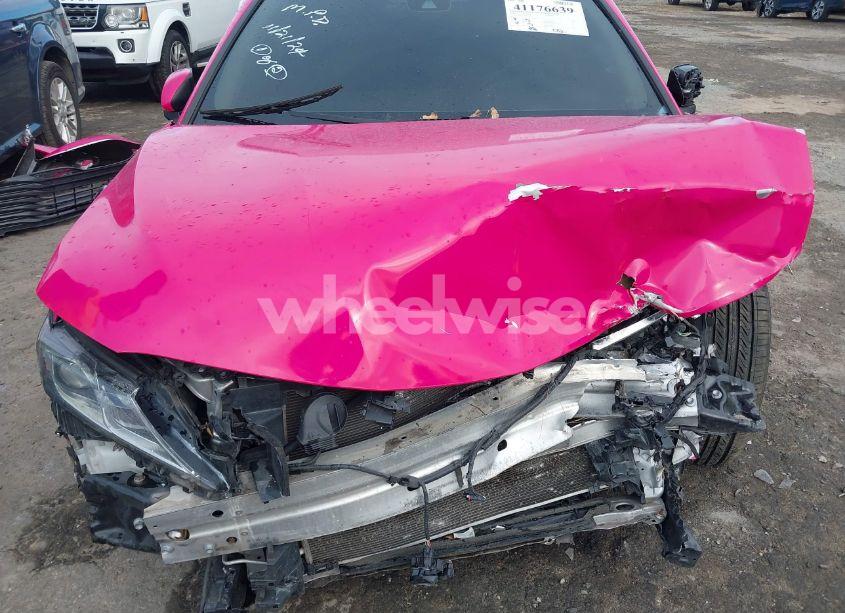 Photo 19 of 2018 Toyota Camry LE (VIN 4T1B11HK3JU079865)