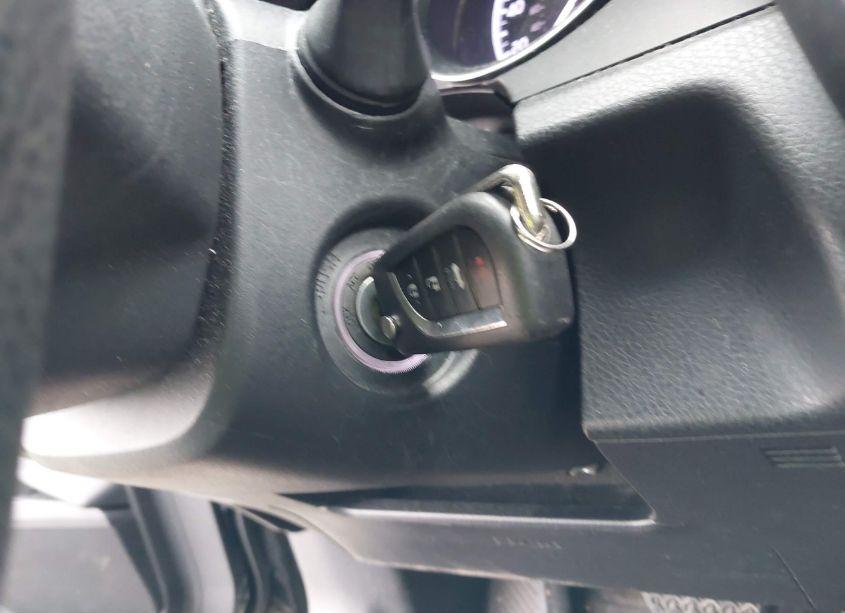 Photo 11 of 2018 Toyota Camry LE (VIN 4T1B11HK3JU141927)