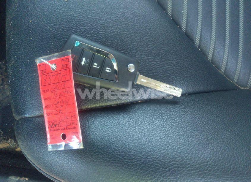 Photo 11 of 2018 Toyota Camry SE (VIN 4T1B11HK3JU149641)