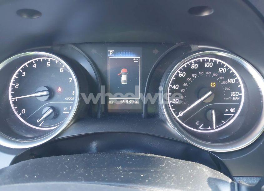 Photo 7 of 2018 Toyota Camry SE (VIN 4T1B11HK3JU506137)