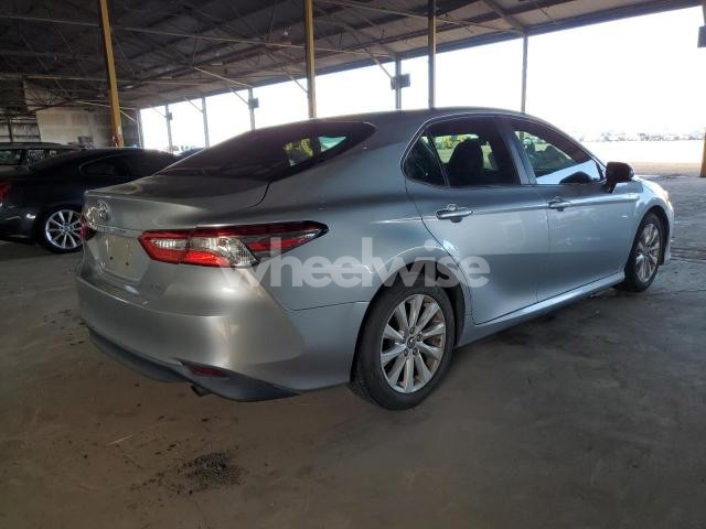 Photo 5 of 2018 TOYOTA CAMRY L (VIN 4T1B11HK3JU529529)