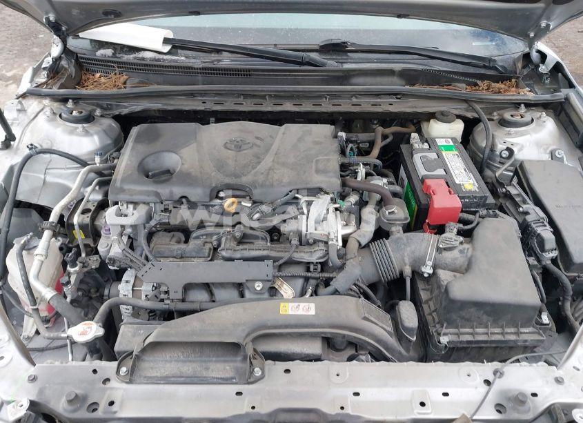 Photo 10 of 2018 Toyota Camry SE (VIN 4T1B11HK3JU547576)