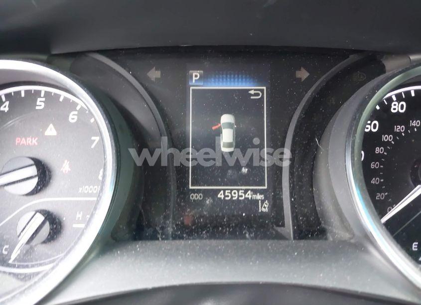 Photo 15 of 2018 Toyota Camry SE (VIN 4T1B11HK3JU547576)