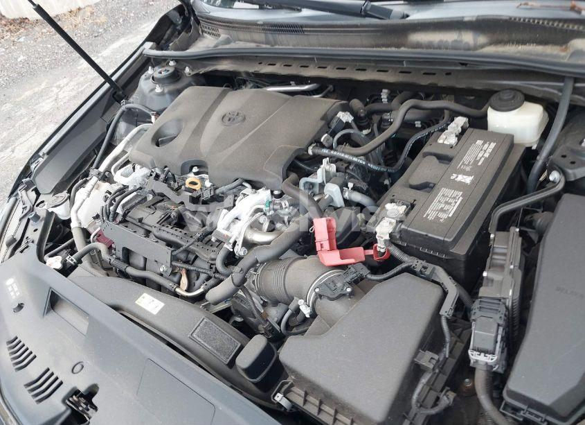 Photo 10 of 2018 Toyota Camry SE (VIN 4T1B11HK3JU549280)