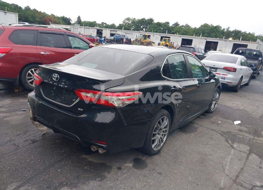 Photo 4 of 2018 Toyota Camry SE (VIN 4T1B11HK3JU549280)