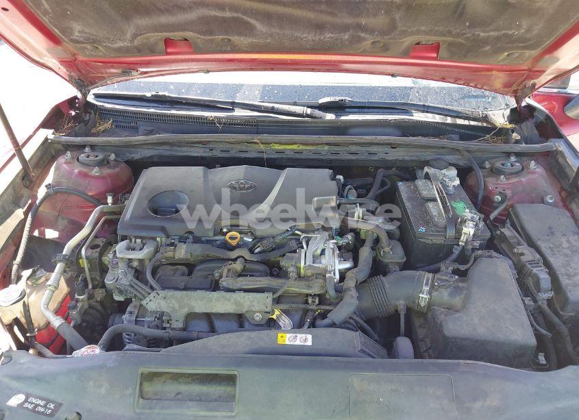 Photo 10 of 2018 Toyota Camry LE (VIN 4T1B11HK3JU549733)