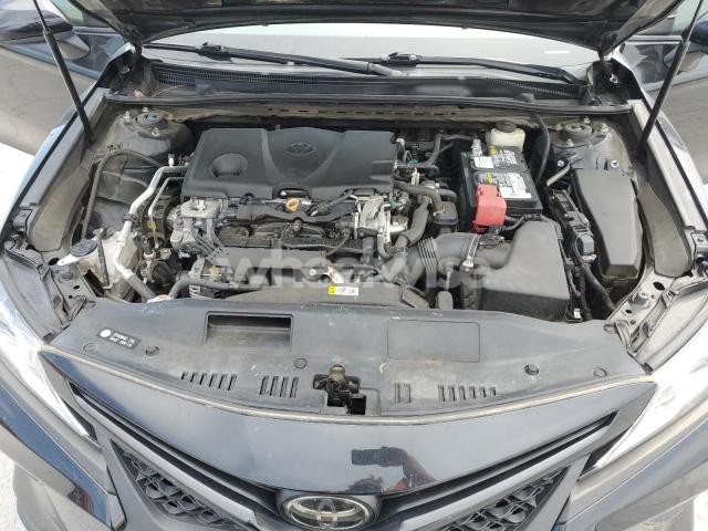 Photo 6 of 2018 TOYOTA CAMRY L (VIN 4T1B11HK3JU554835)