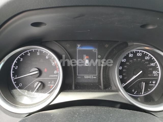 Photo 9 of 2018 TOYOTA CAMRY L (VIN 4T1B11HK3JU554835)