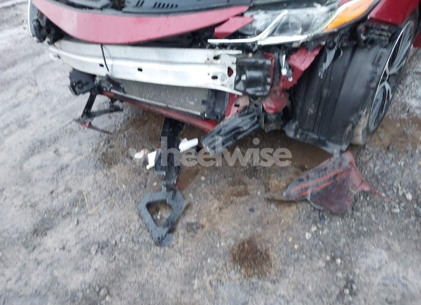 Photo 6 of 2018 Toyota Camry SE (VIN 4T1B11HK3JU566192)