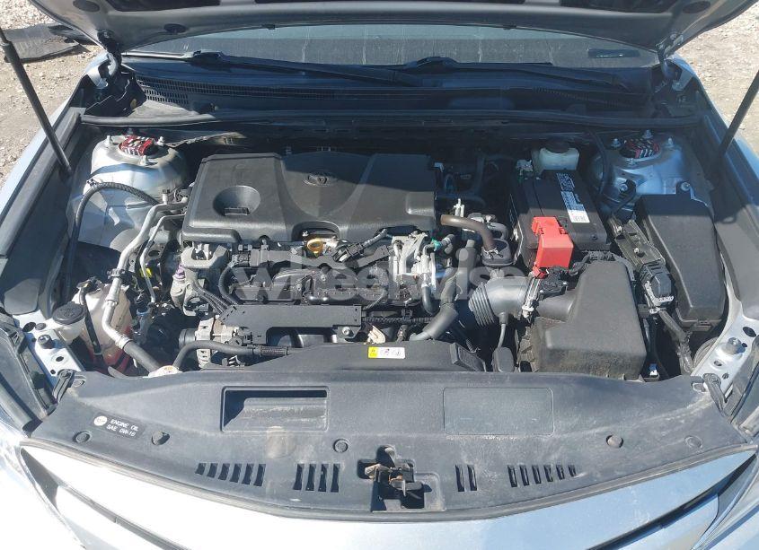 Photo 10 of 2018 Toyota Camry LE (VIN 4T1B11HK3JU571201)