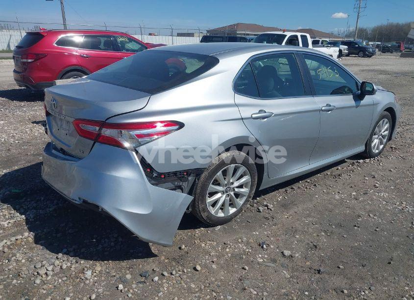 Photo 4 of 2018 Toyota Camry LE (VIN 4T1B11HK3JU571201)