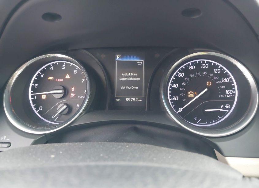 Photo 7 of 2018 Toyota Camry LE (VIN 4T1B11HK3JU627668)