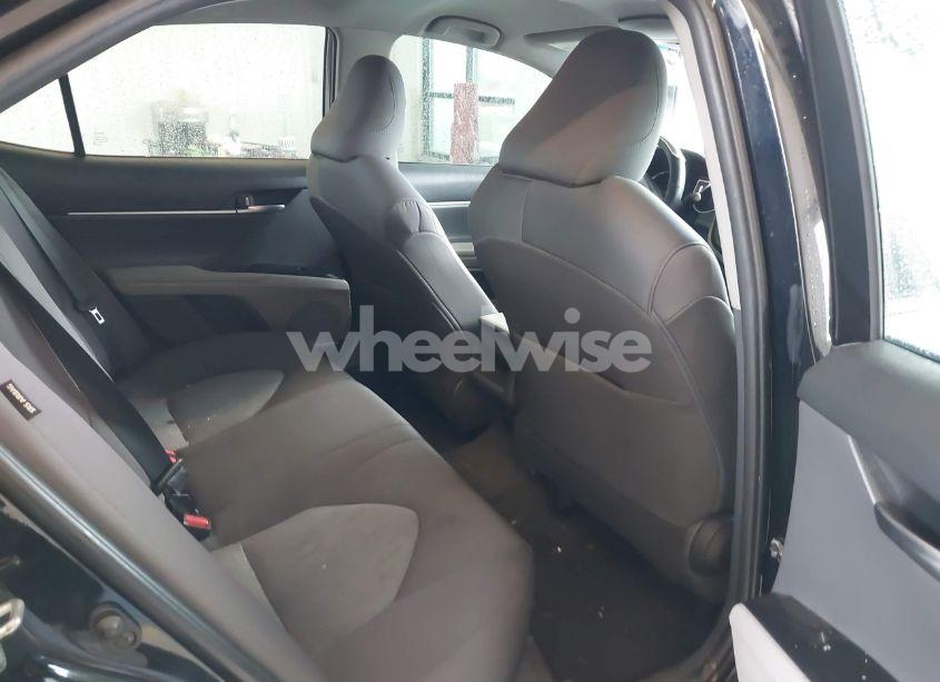 Photo 8 of 2018 Toyota Camry L (VIN 4T1B11HK3JU662730)