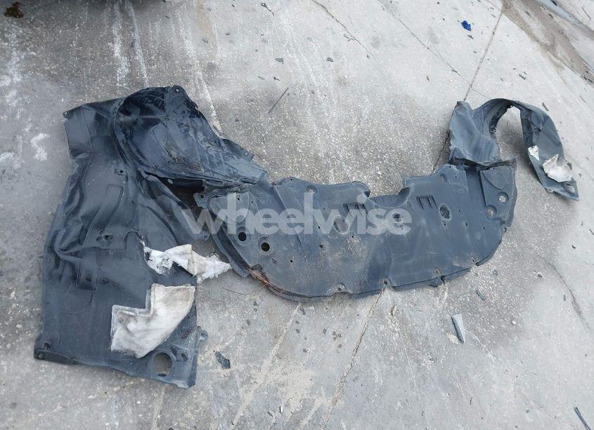 Photo 12 of 2018 Toyota Camry SE (VIN 4T1B11HK3JU672593)