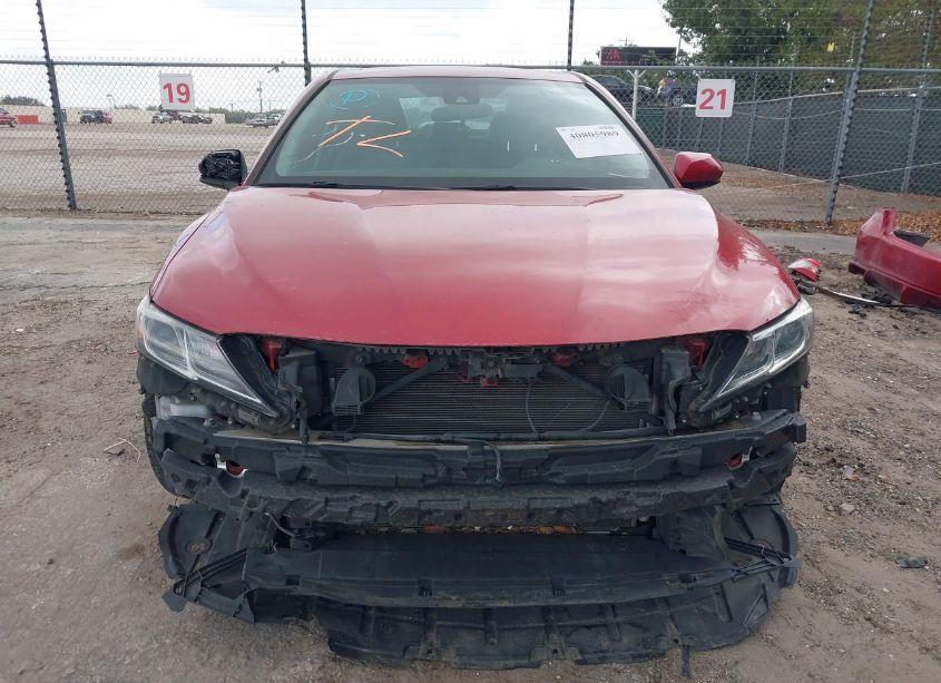 Photo 13 of 2019 Toyota Camry SE (VIN 4T1B11HK3KU181443)