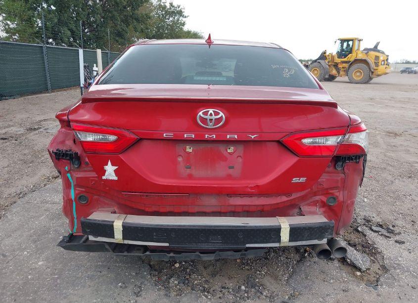 Photo 17 of 2019 Toyota Camry SE (VIN 4T1B11HK3KU181443)