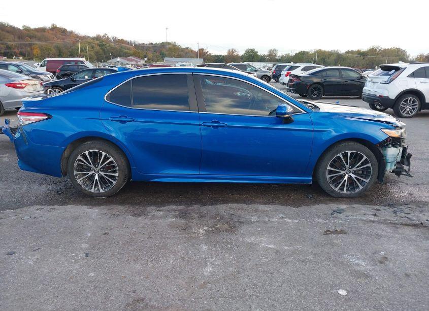 Photo 14 of 2019 Toyota Camry SE (VIN 4T1B11HK3KU190840)