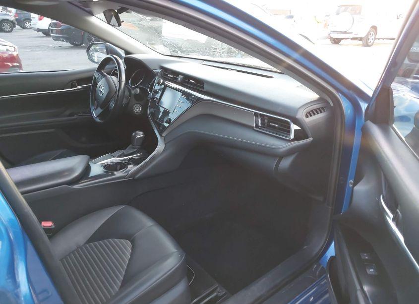 Photo 5 of 2019 Toyota Camry SE (VIN 4T1B11HK3KU190840)