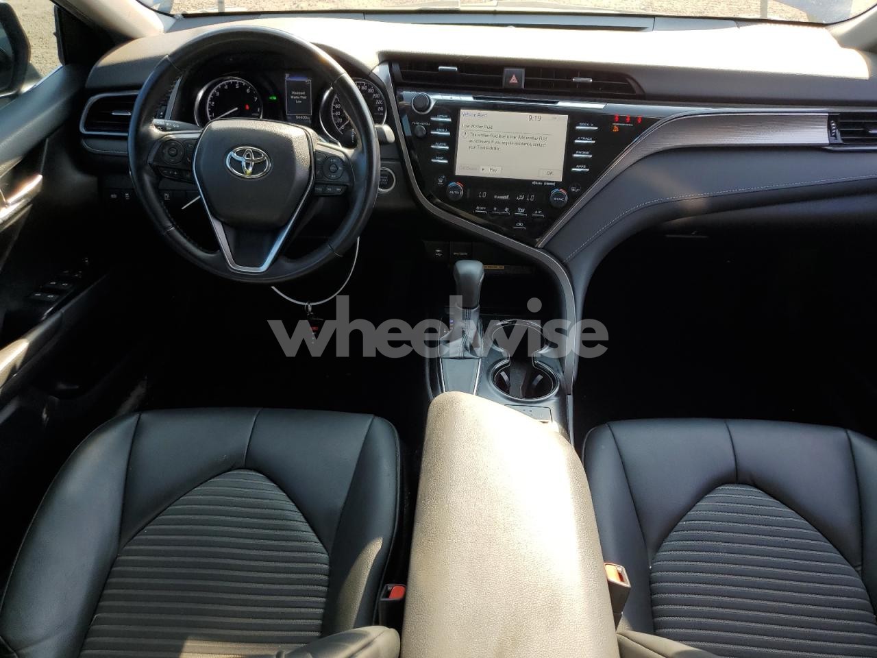 Photo 8 of 2019 TOYOTA CAMRY L (VIN 4T1B11HK3KU197111)