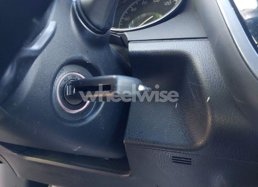 Photo 11 of 2019 Toyota Camry SE (VIN 4T1B11HK3KU231662)