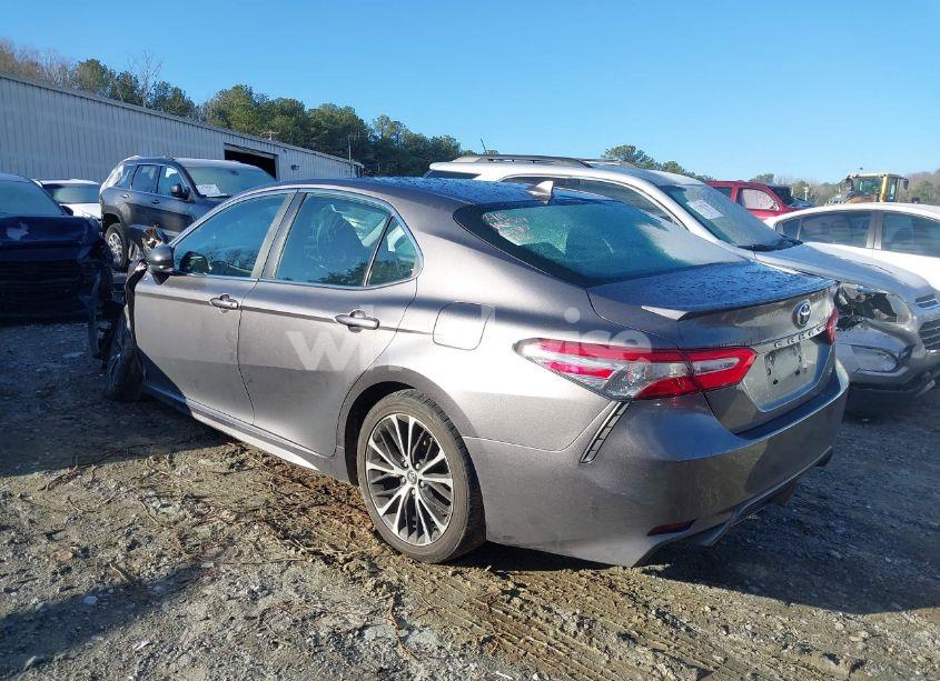 Photo 14 of 2019 Toyota Camry SE (VIN 4T1B11HK3KU231662)