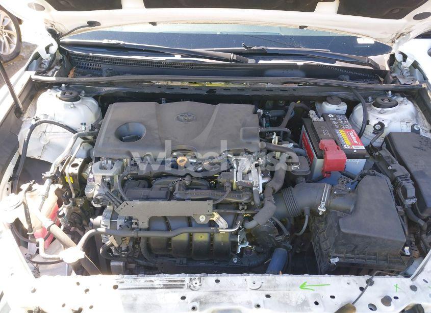 Photo 10 of 2019 Toyota Camry SE (VIN 4T1B11HK3KU233279)