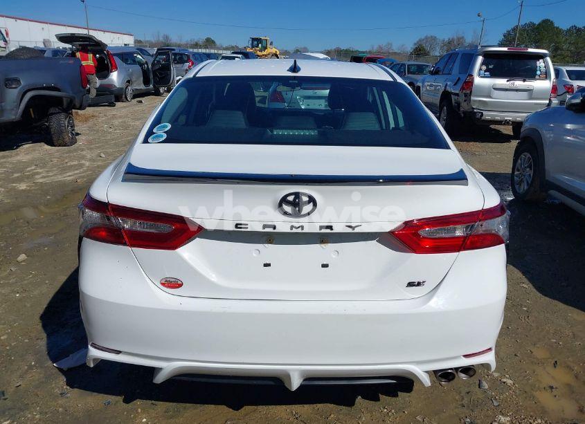 Photo 17 of 2019 Toyota Camry SE (VIN 4T1B11HK3KU233279)