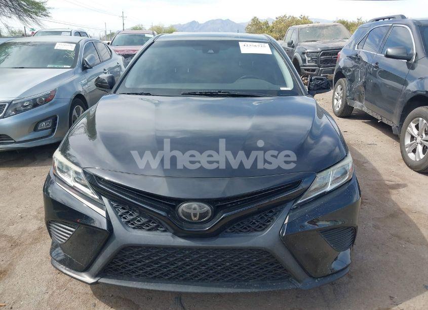 Photo 12 of 2019 Toyota Camry SE (VIN 4T1B11HK3KU234173)