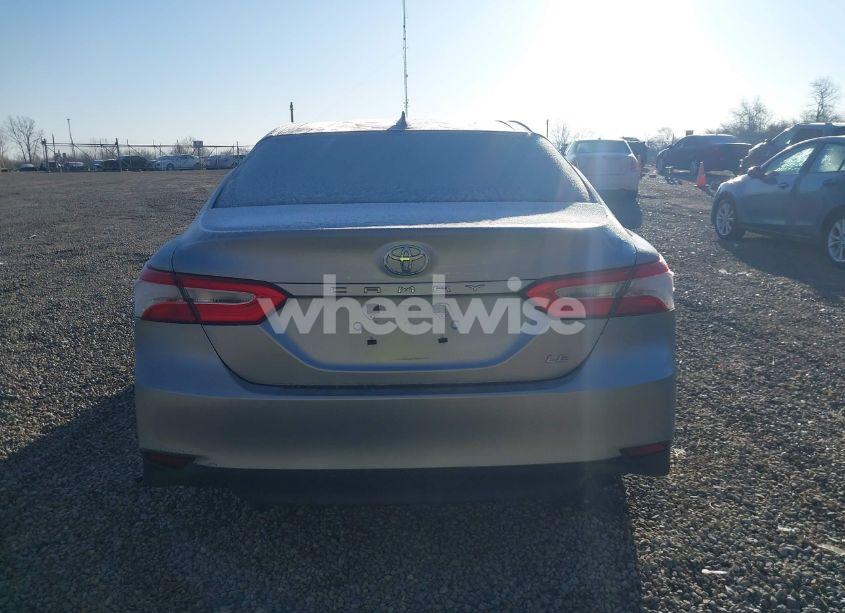 Photo 16 of 2019 Toyota Camry LE (VIN 4T1B11HK3KU241995)