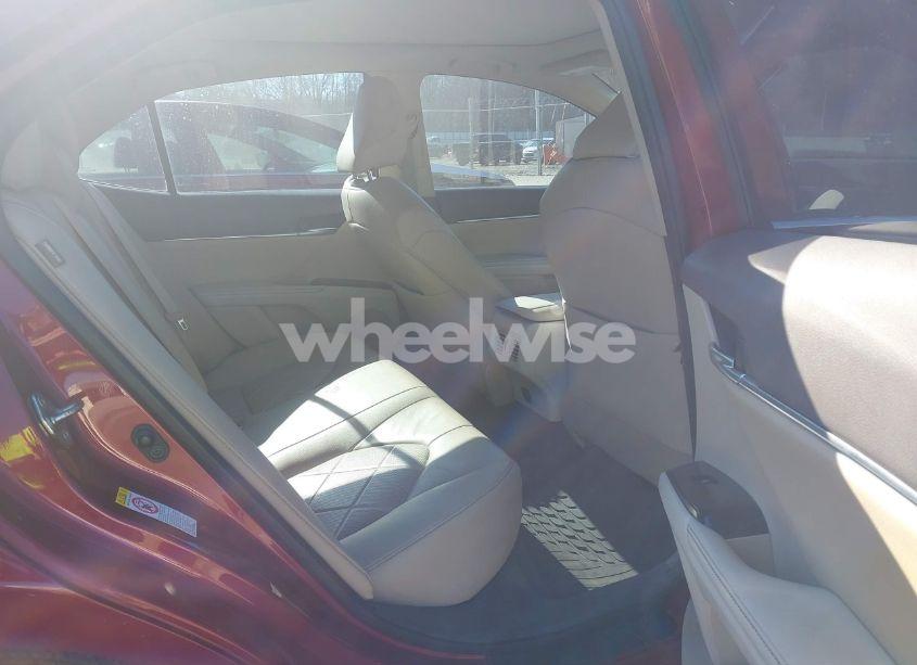 Photo 8 of 2019 Toyota Camry XLE (VIN 4T1B11HK3KU243570)