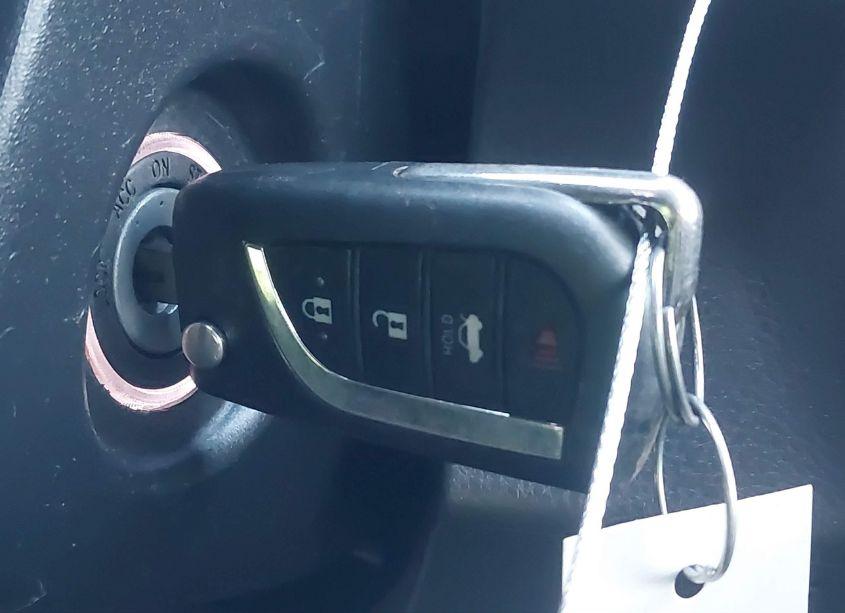 Photo 11 of 2019 Toyota Camry LE (VIN 4T1B11HK3KU252995)