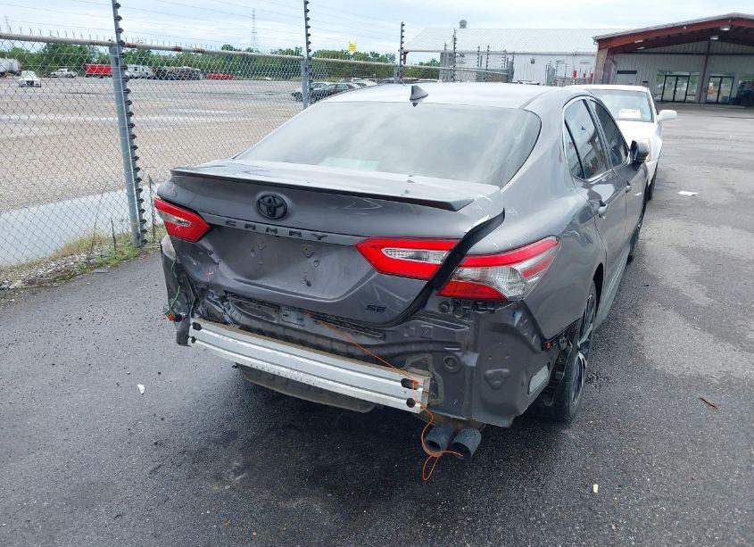 Photo 17 of 2019 Toyota Camry SE (VIN 4T1B11HK3KU276780)