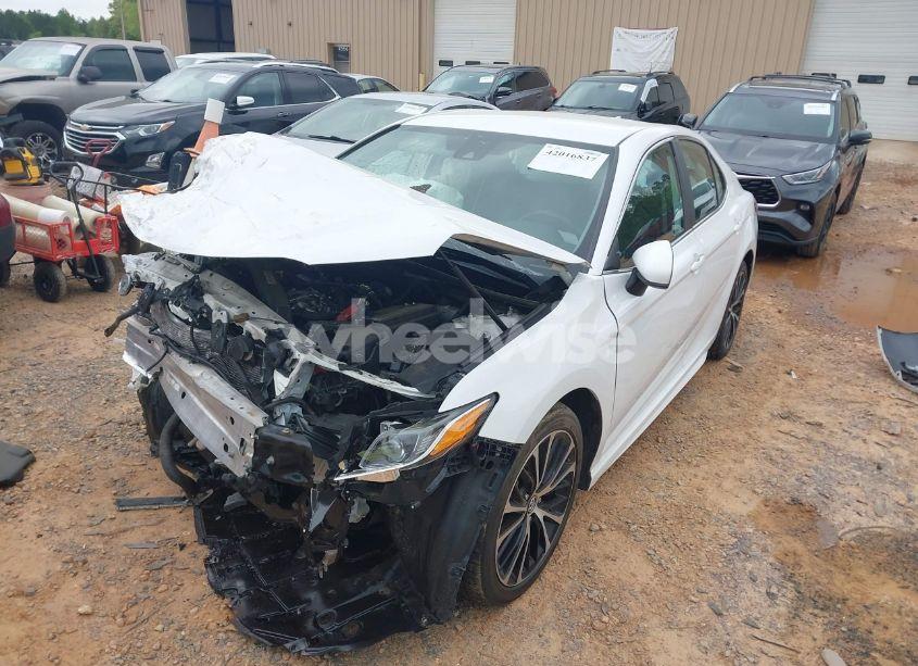 Photo 6 of 2019 Toyota Camry SE (VIN 4T1B11HK3KU281333)