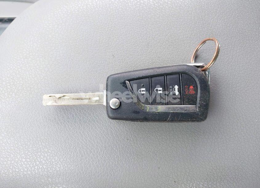 Photo 11 of 2019 Toyota Camry SE (VIN 4T1B11HK3KU702368)