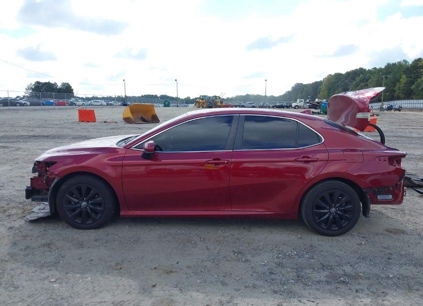 Photo 15 of 2019 Toyota Camry LE (VIN 4T1B11HK3KU716478)