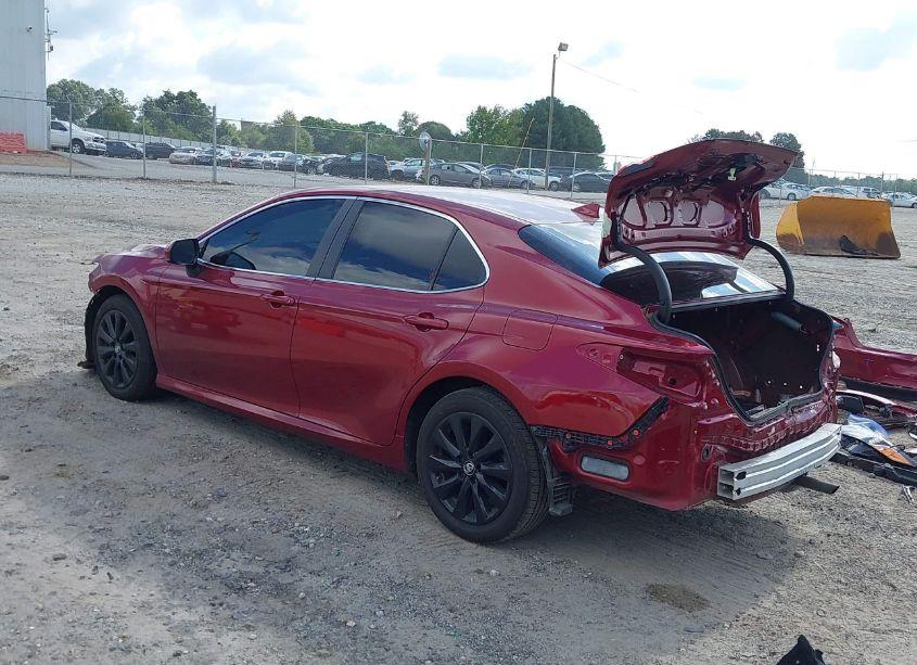 Photo 3 of 2019 Toyota Camry LE (VIN 4T1B11HK3KU716478)