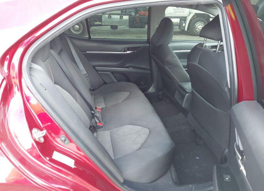 Photo 8 of 2019 Toyota Camry LE (VIN 4T1B11HK3KU716478)