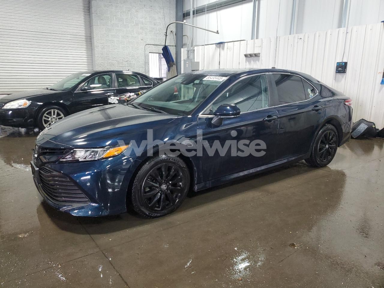 2019 TOYOTA CAMRY L (VIN 4T1B11HK3KU726993) main photo