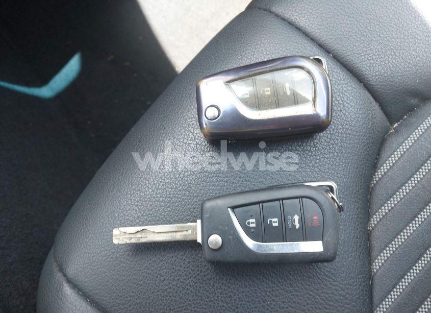 Photo 11 of 2019 Toyota Camry SE (VIN 4T1B11HK3KU760643)