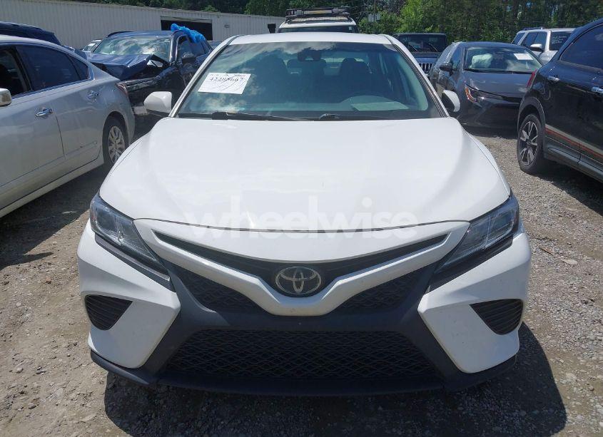 Photo 12 of 2019 Toyota Camry SE (VIN 4T1B11HK3KU760643)