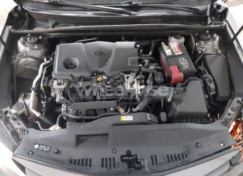 Photo 10 of 2019 Toyota Camry LE (VIN 4T1B11HK3KU762053)