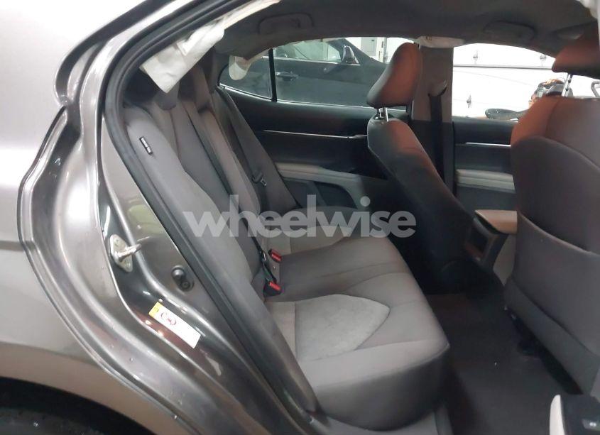 Photo 8 of 2019 Toyota Camry LE (VIN 4T1B11HK3KU762053)