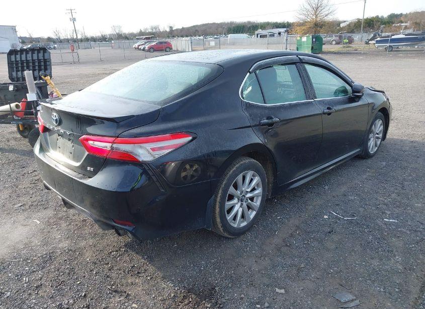 Photo 4 of 2019 Toyota Camry SE (VIN 4T1B11HK3KU764255)