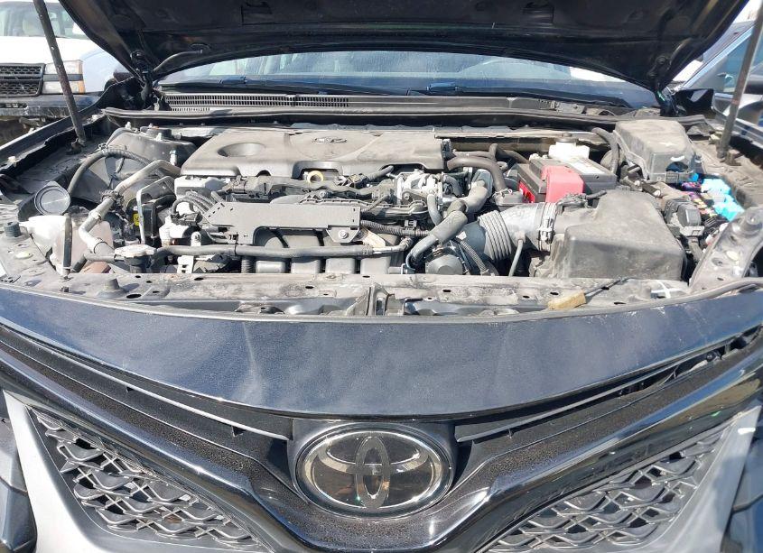 Photo 10 of 2019 Toyota Camry SE (VIN 4T1B11HK3KU783484)