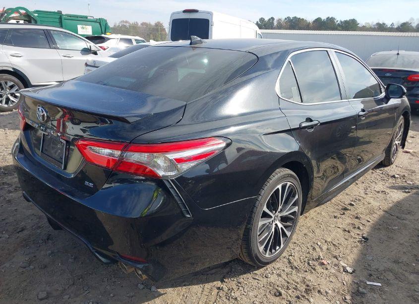 Photo 4 of 2019 Toyota Camry SE (VIN 4T1B11HK3KU783484)