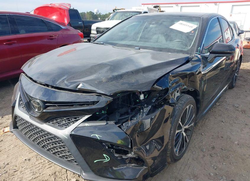 Photo 6 of 2019 Toyota Camry SE (VIN 4T1B11HK3KU783484)