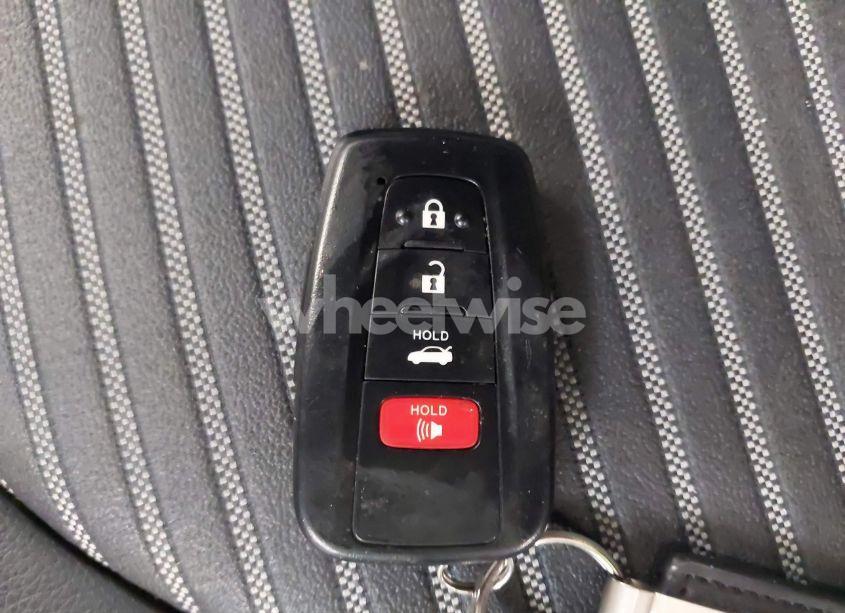 Photo 11 of 2019 Toyota Camry SE (VIN 4T1B11HK3KU784005)