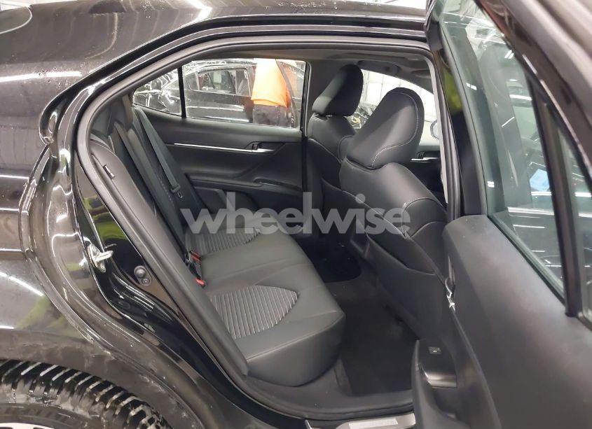 Photo 8 of 2019 Toyota Camry SE (VIN 4T1B11HK3KU784005)