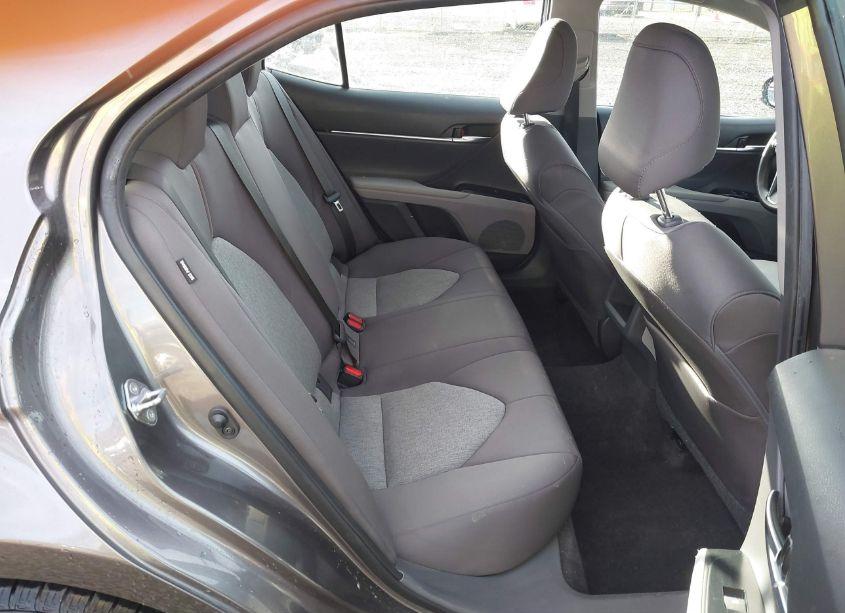 Photo 8 of 2019 Toyota Camry L (VIN 4T1B11HK3KU790208)