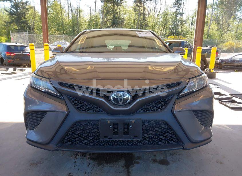 Photo 13 of 2019 Toyota Camry SE (VIN 4T1B11HK3KU795392)